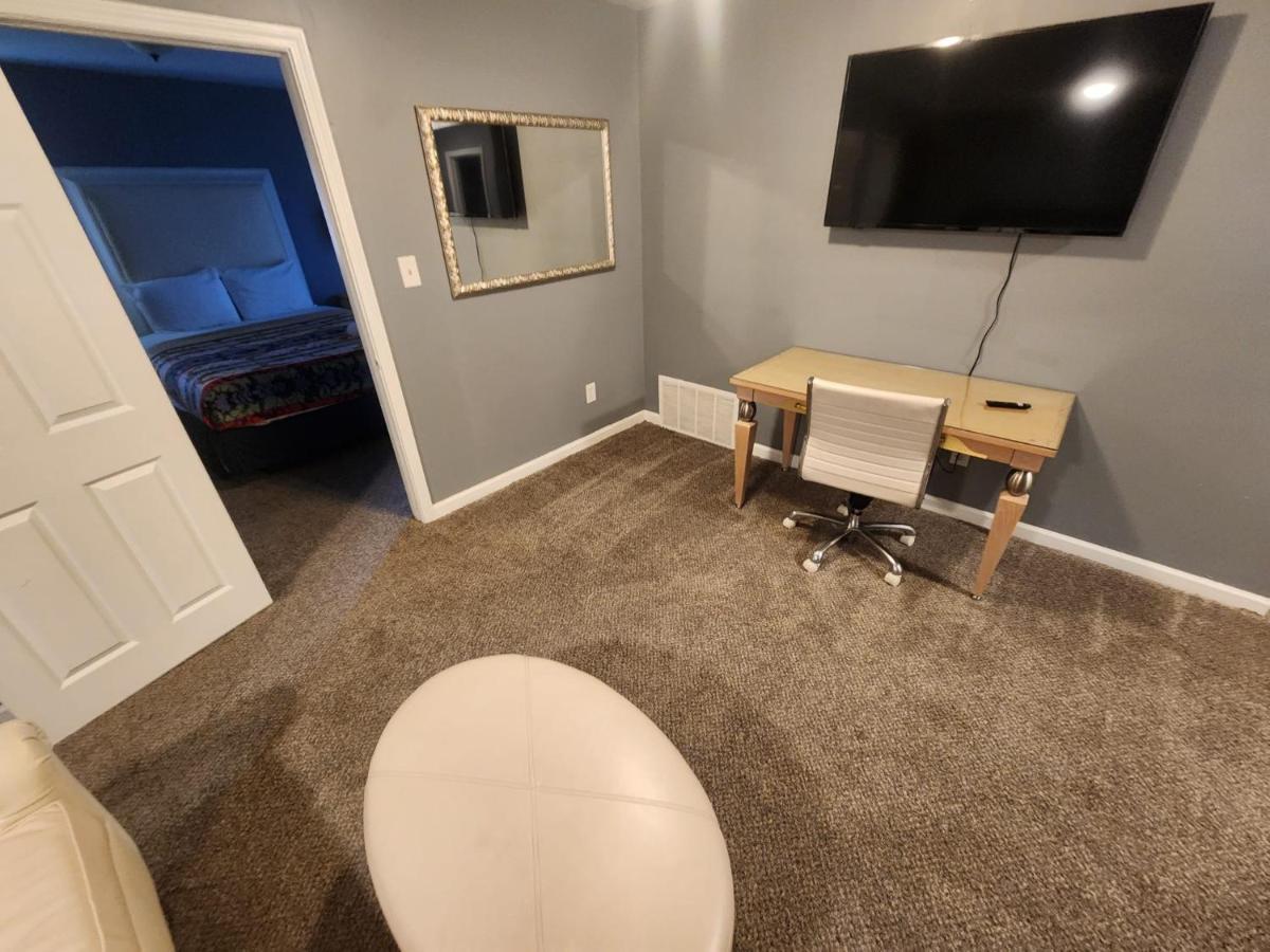 Super Large East Memphis 23 Beds Villa ภายนอก รูปภาพ