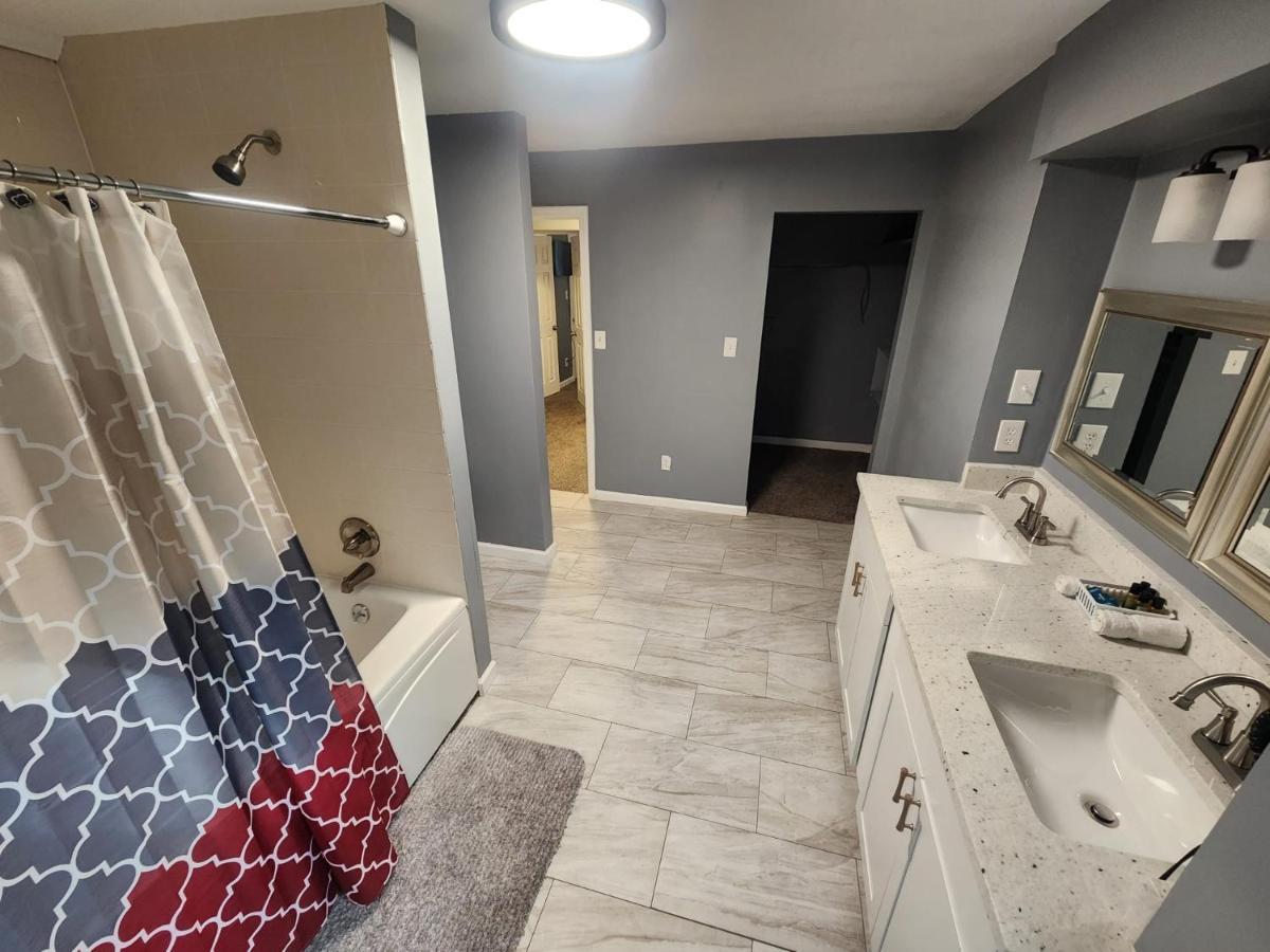 Super Large East Memphis 23 Beds Villa ภายนอก รูปภาพ